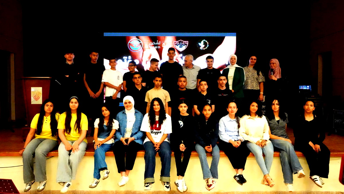  بلدية كفر قرع تكرّم المتطوعين الشباب بأجواء احتفالية تعبق بالفخر والانتماء