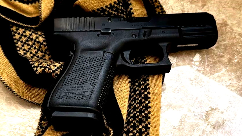 ضبط مسدس بغرفة اطفال في كفرمندا