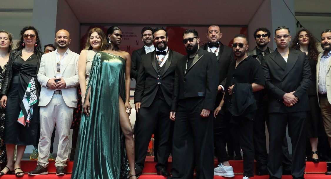 عرض ناجح للفيلم المصري عائشة لا تستطيع الطيران في نظرة ما بمهرجان كان السينمائي الدولي