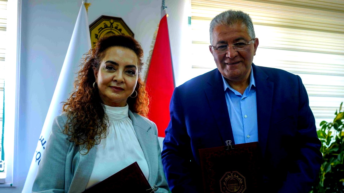 جامعة القدس و"إنجاز فلسطين" توقعان مذكرة تفاهم لدعم الطلبة في الريادة والإبداع