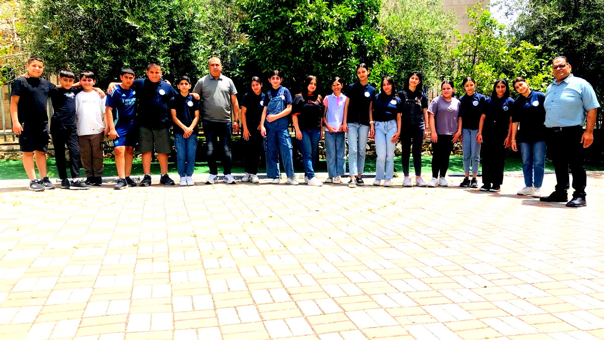 مدرسة ابن سينا الابتدائية في كفرمندا تصدر مجلتها باللغة الإنجليزية