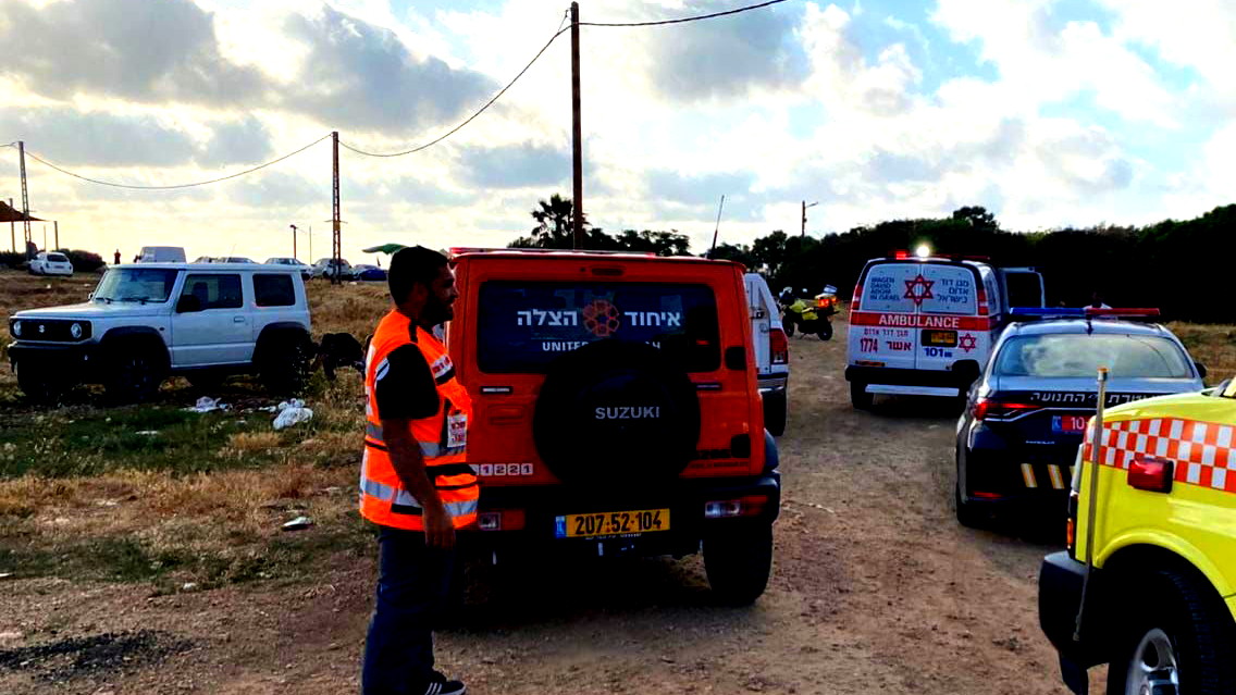 عكا: إصابة متوسطة لسيدة بحادث ذاتي أثناء قيادتها دراجة كهربائية