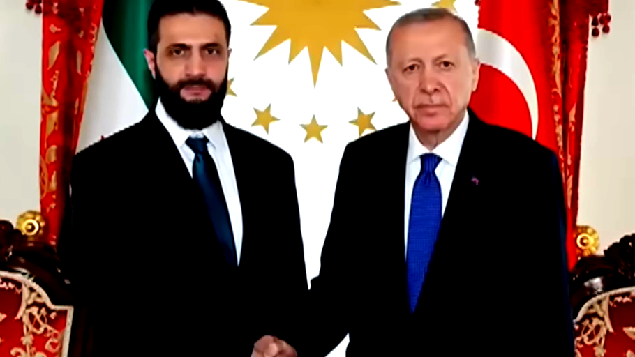 خلال لقائه مع الشرع.. أردوغان يؤكد تعزيز التعاون التركي السوري ويندد بالعدوان الإسرائيلي