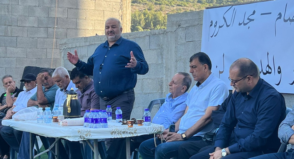 وفد الإسلامية والموحدة بزيارة لخيمة الاعتصام في مجدالكروم تضامنًا مع أصحاب البيوت المهددة بالهدم
