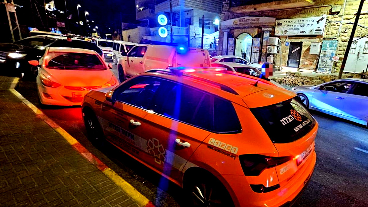 ابو غوش: اصابة شاب بجراح خطيرة بحادث عنف