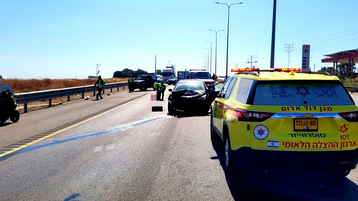 إصابة حرجة لرجل (60 عامًا) إثر حادث طرق وقع على شارع 57 في منطقة المركز