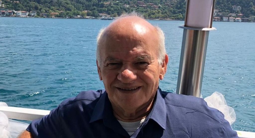 جت المثلث: الاستاذ شريف محمد إسعيد غرة في ذمة الله