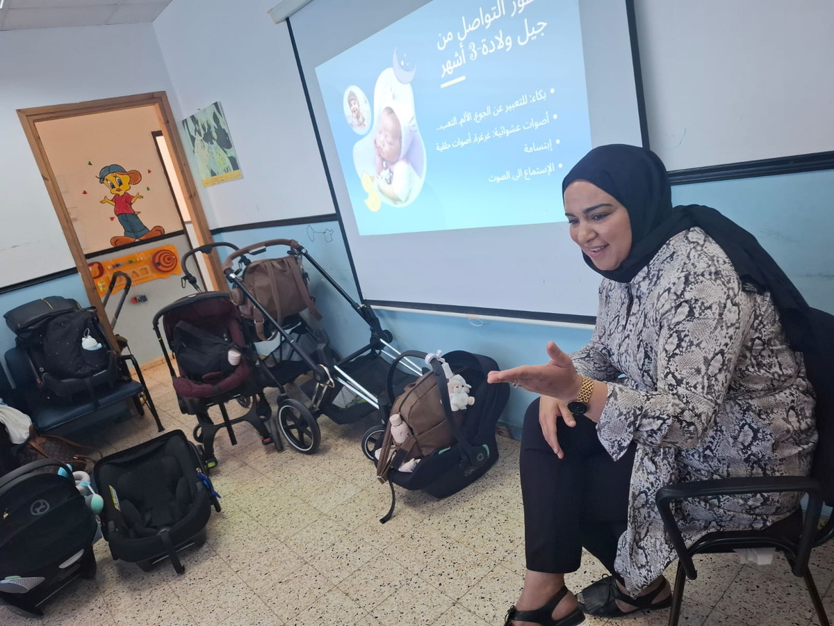 عقد اللقاء الأوّل لمجموعة أمهات أطفال حديثي الولادة في مدينة كفرقرع