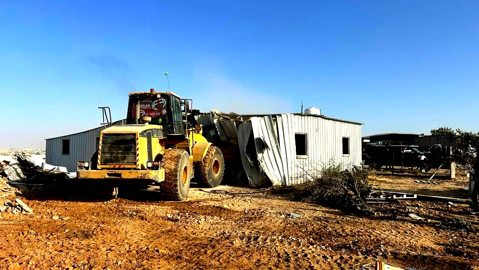  تصعيد خطير في سياسات الهدم والتهجير بالنقب... إضراب شامل ومظاهرة احتجاجية بعد غدٍ الخميس في بئر السبع