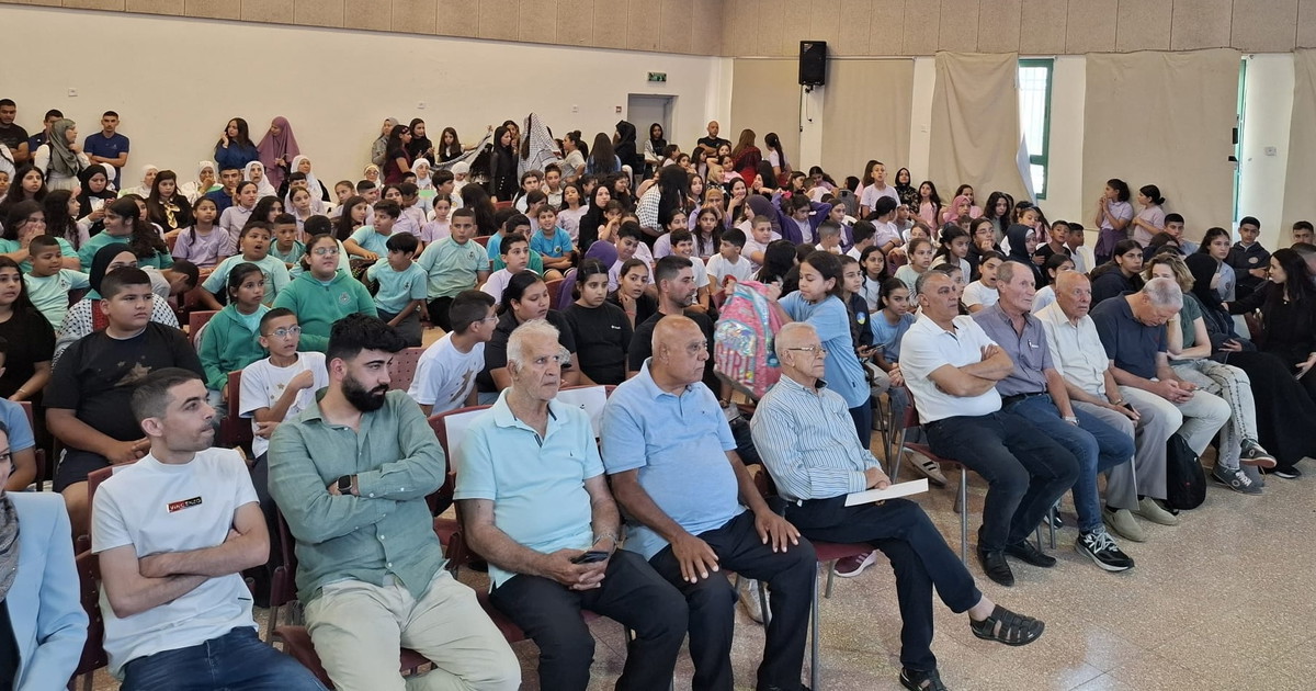 بلدية كفرقرع ترعى مهرجان "مصطبة" للتراث احتفاءً بهوية البلدة وإبداع شبيبتها