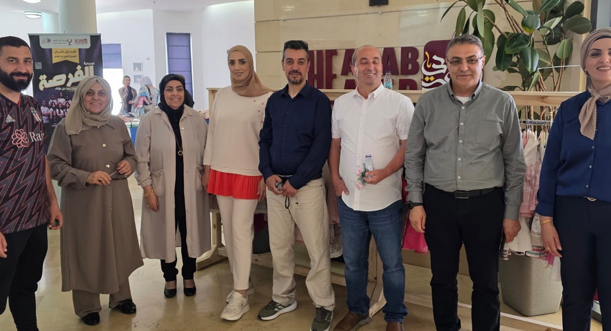 "لبسة العيد من إيد لإيد".. حين يتحول العطاء إلى عيد