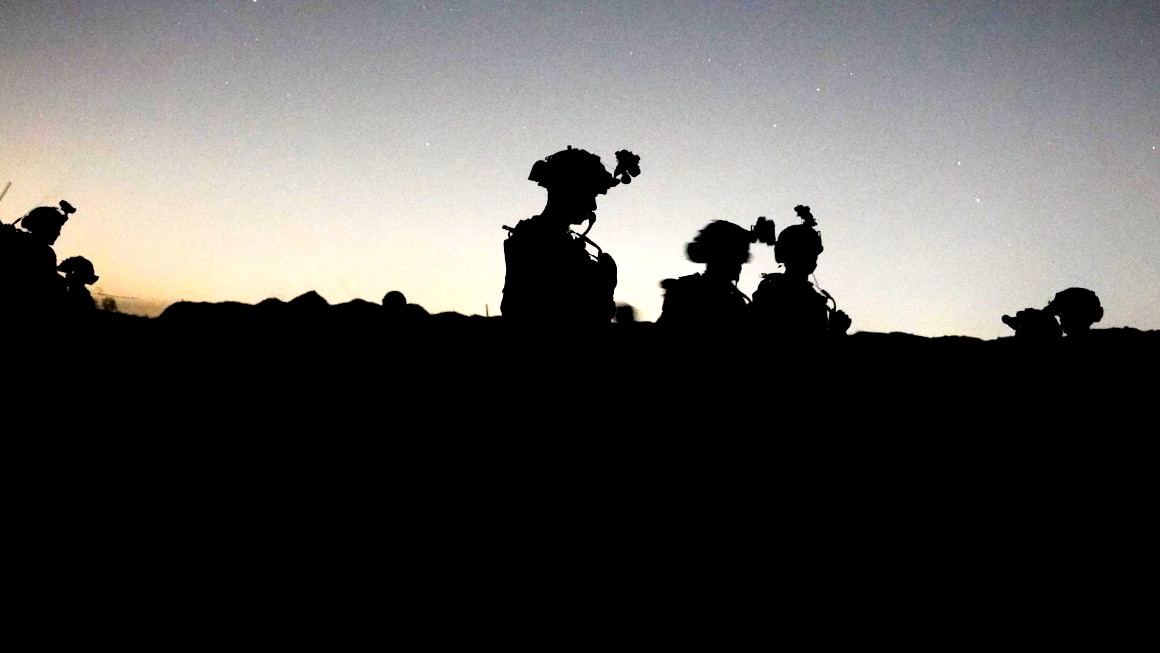 ليبرمان يكشف: بأوامر نتنياهو زودت إسرائيل العشائر وعائلات المجرمين في غزة بالأسلحة والأموال