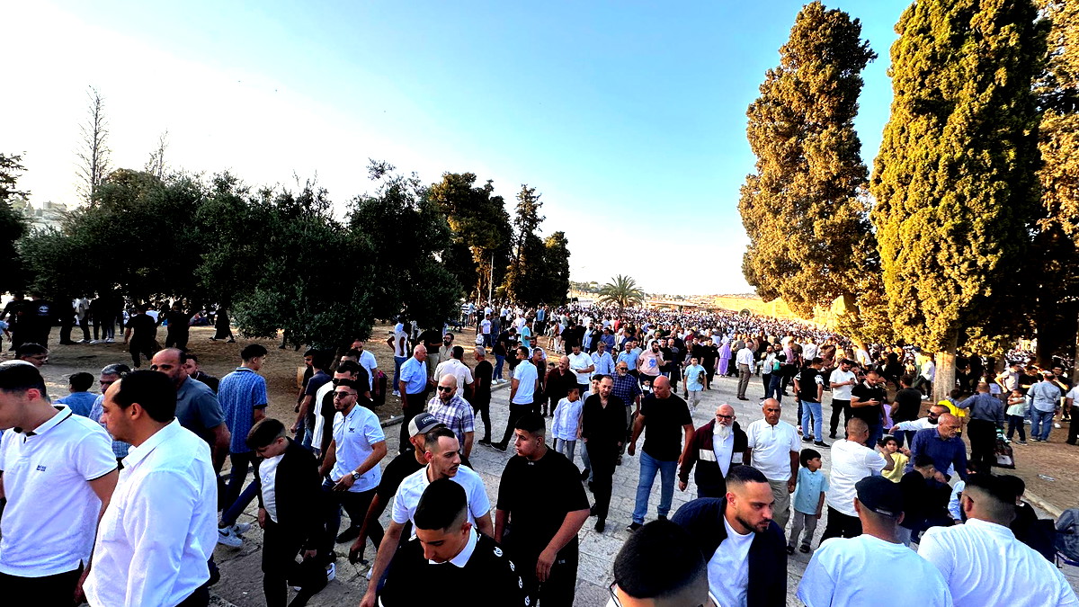 80 ألف مصلٍّ أدوا صلاة عيد الأضحى في المسجد الأقصى المبارك