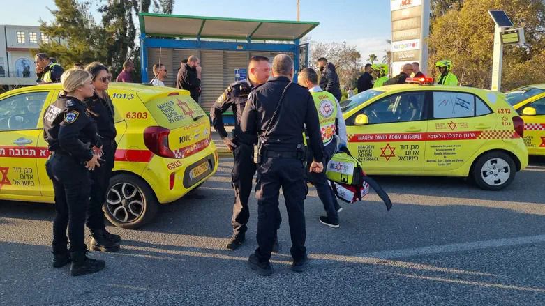 اصابة متوسطة لشاب (23 عاما) في حادثة عنف في تل ابيب