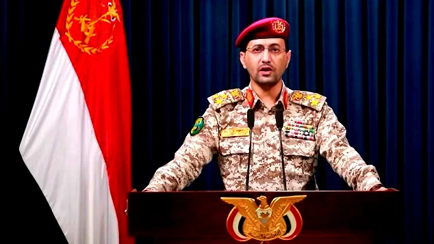 مصادر أمنية: الحوثيون يعيدون تشكيل المجلس العسكري الأعلى خشية وصول اسرائيل الى القيادات العسكرية