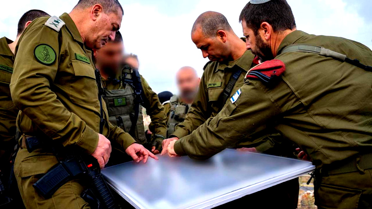 مصدر عسكري إسرائيلي: تسليح الميليشيات بغزة أنقذ حياة الجنود وقد تكون هذه الميليشيات بديلا لحماس