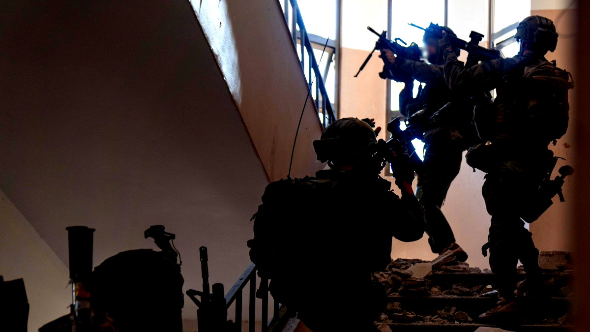 تحقيق يكشف: ارتفاع نسبة المجندات في الجيش الإسرائيلي منذ بداية الحرب لتصل إلى 21%