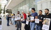 وقفة تضامنية أمام محكمة الصلح في القدس أثناء جلسة محاكمة المتهم بقتل الشاب فؤاد عليان من بيت صفافا 
