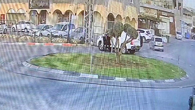 اتهام شابين من شعب وكابول بتهديد رجل من الشمال :" "إذا لم تدفع دين ابنك، سيقتلونه"