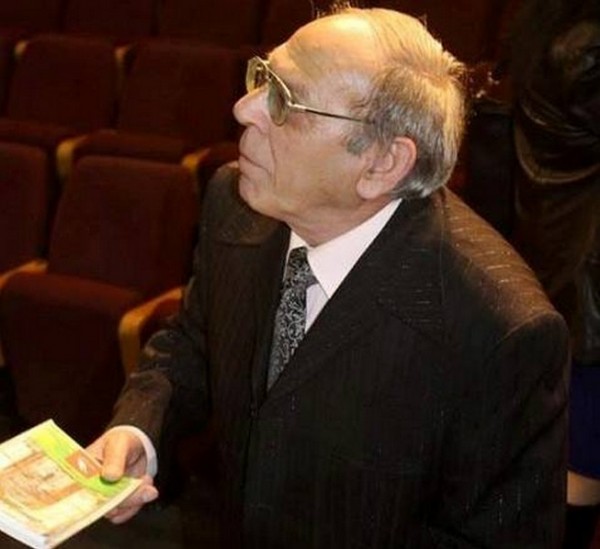 نظرة على ديوان "ظل السنديان على جبل كنعان" لسليم سليمان
