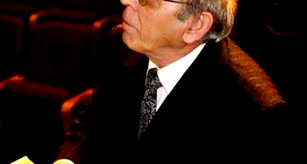 نظرة على ديوان "ظل السنديان على جبل كنعان" لسليم سليمان