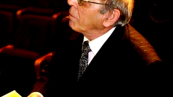 نظرة على ديوان "ظل السنديان على جبل كنعان" لسليم سليمان