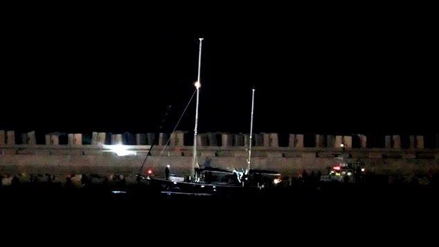 عدالة: المحكمة تُقرّر الإبقاء على نشطاء "مادلين" قيد الاحتجاز حتى تطبيق قرار الترحيل