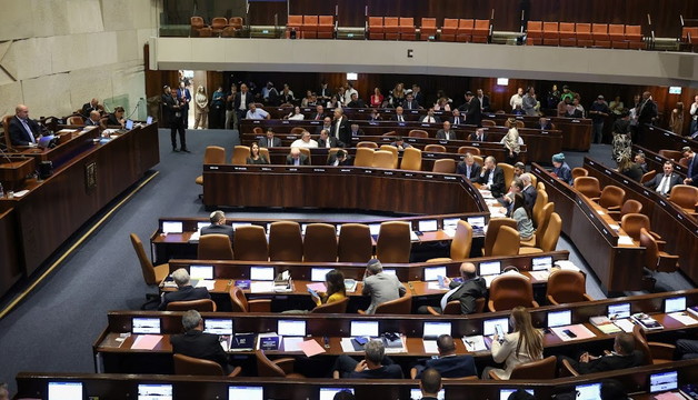 منع حل الكنيست: اتفاق على قانون إعفاء طلاب المعاهد الدينية من التجنيد