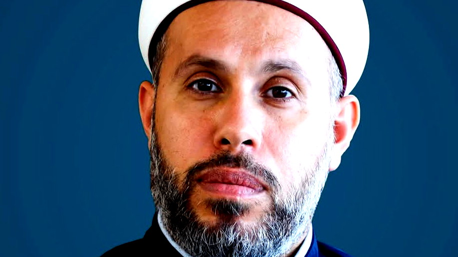 د.مشهور فوّاز: وسيبقى صوت الأذان مدويًا ولو كره الحاقدون