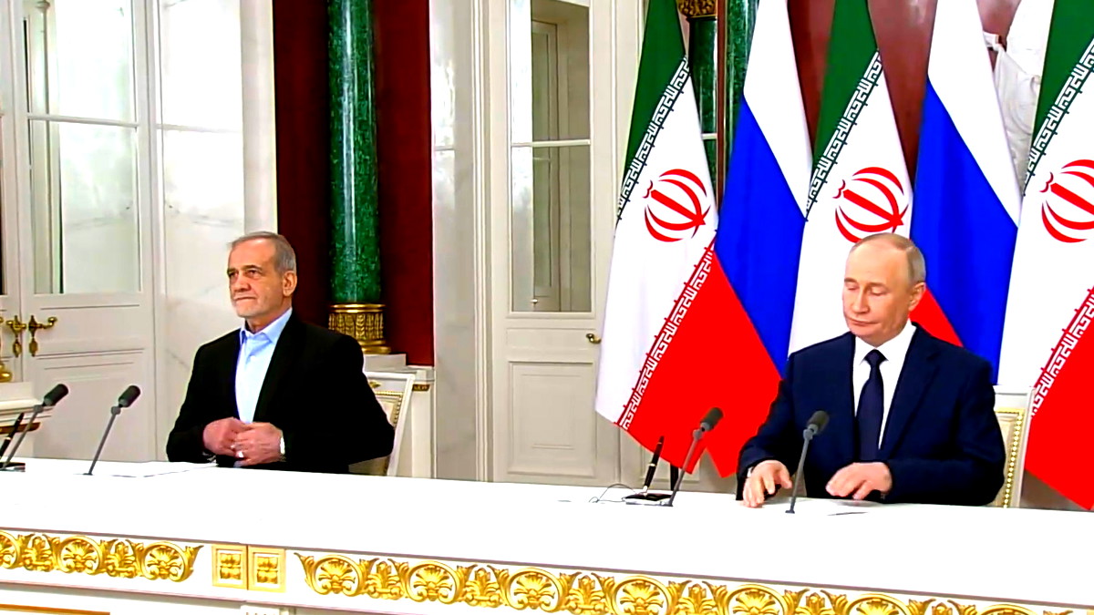 ‌‏الكرملين: بوتين يعرض على نتنياهو وساطته بين إيران وإسرائيل