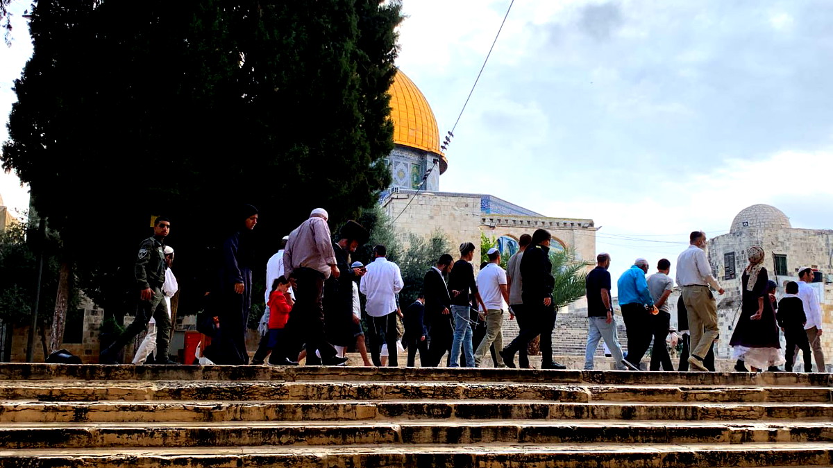 القدس: القوات الإسرائيليّة تفرض إغلاقًا شاملًا على مقدّسات المدينة وأسواقها لليوم الخامس على التّوالي