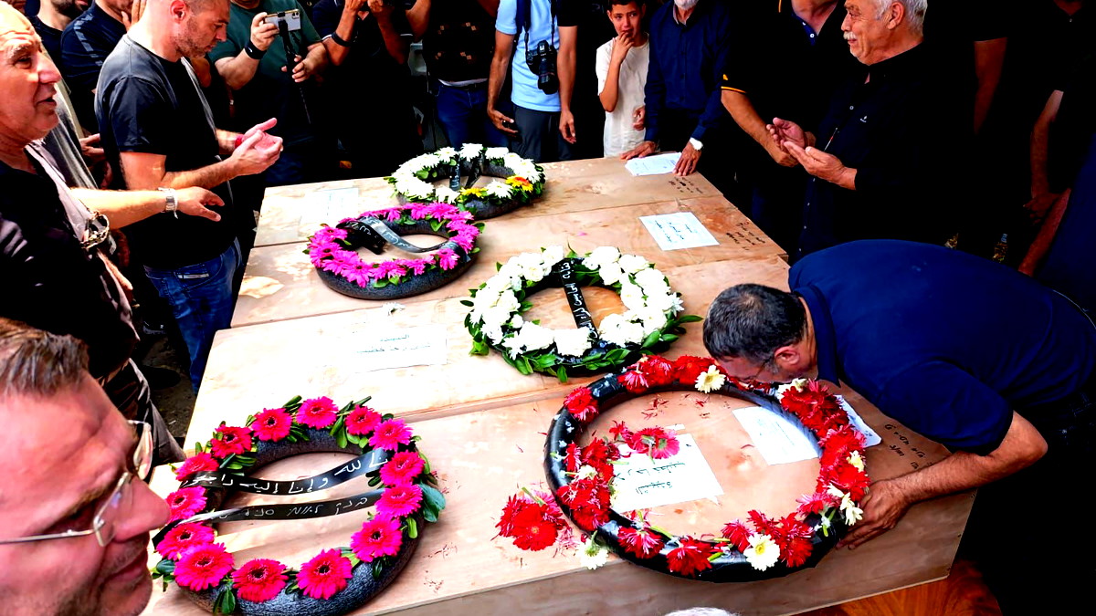 بقلوب يعتصرها الألم| طمرة تشيّع جثامين ضحايا سقوط الصّاروخ في المدينة... منار وحلا وشذا ومنار خطيب