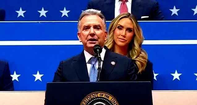 رويترز عن مسؤول بالبيت الأبيض: ويتكوف يجري محادثات منتظمة مع الإيرانيين 