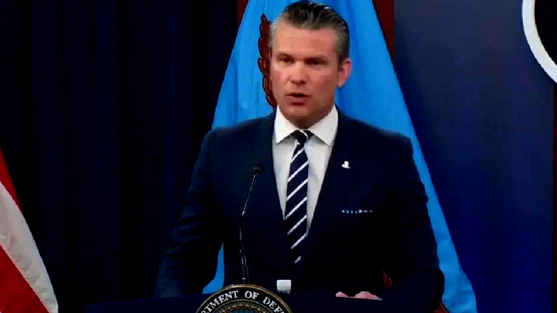 وزير الدفاع الأميركي: أي رد إيراني سيقابل بقوة أكبر من الضربة الأخيرة