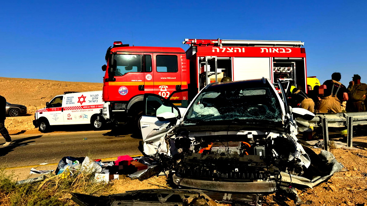 اربع إصابات إحداها خطيرة لطفل (12 عامًا) إثر حادث طرق ذاتي وقع على شارع 40 جنوبيّ البلاد