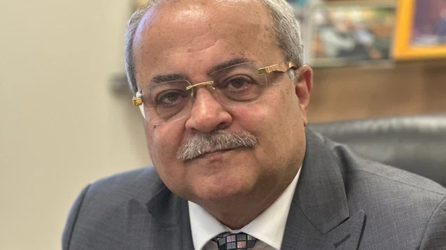 الطيبي وبن سعيد يطالبان مدير سلطة المعابر بفتح معبر الشيخ حسين أيام السبت