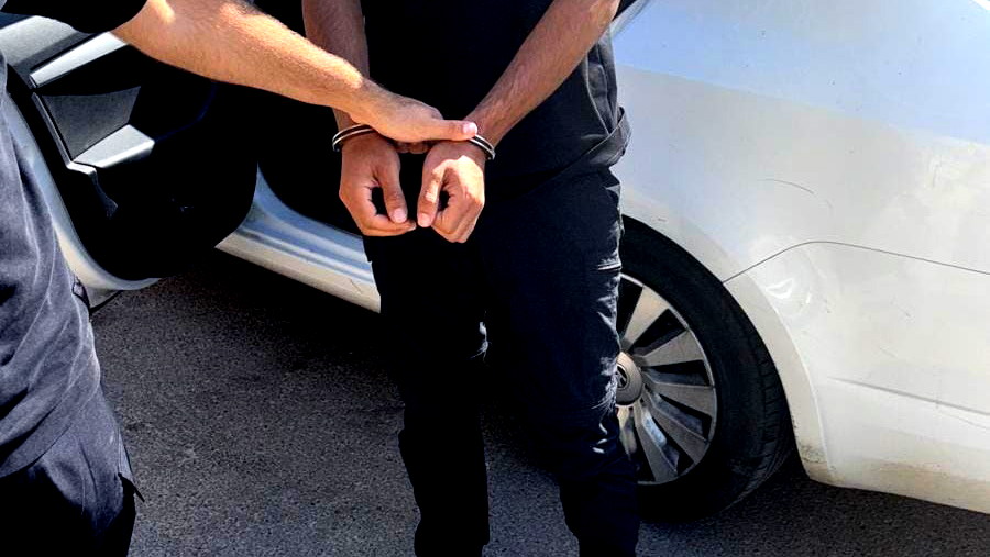 اعتقال شاب من ديمونا بشبهة نشر منشورات تحريضية على مواقع التواصل الاجتماعي