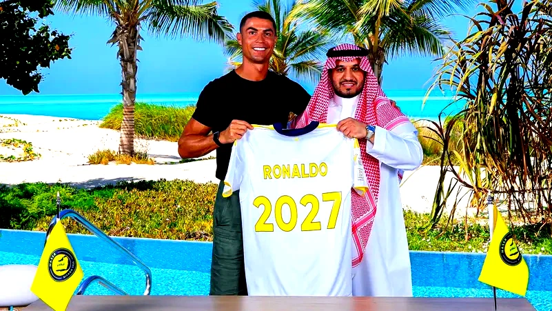 رسمياً.. رونالدو يمدد عقده في النصر السعودي حتى 2027