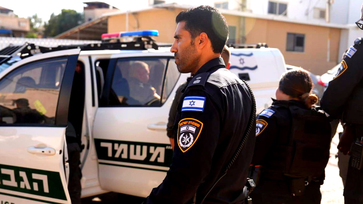 رهط: اعتقال 30 مشتبها وضبط أسلحة على خلفية الجرائم واطلاق النار بالايام الاخيرة