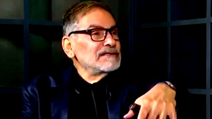 بعد محاولة اغتياله.. المستشار السیاسي للمرشد الأعلی علي شمخاني يرد على إسرائيل