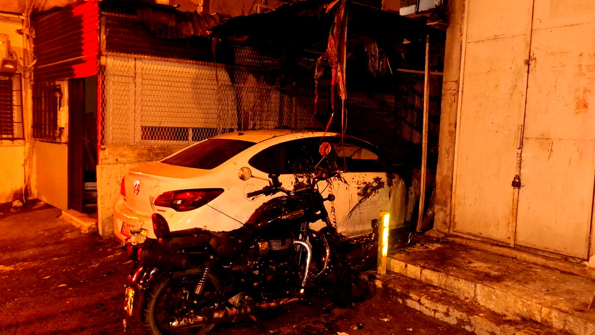 حيفا : إخماد حريق شب في سيارة ولم يبلغ عن إصابات