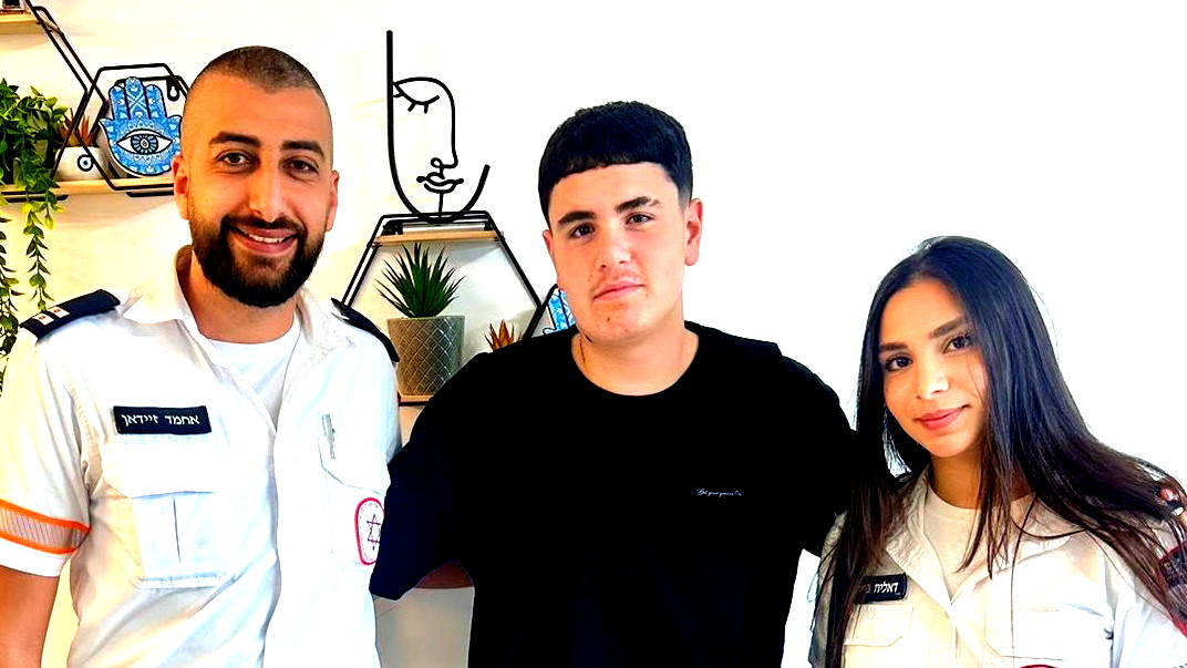 داليا فريحات وأحمد زيدان انقذا شابا ووالده في حيفا بعد إصابتهما بجراح خطيرة بصاروخ إيراني