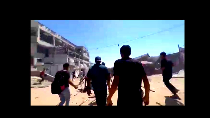 قصف إسرائيلي مباغت وارتقاء 24 شخصا في "استراحة" على شاطئ غزة