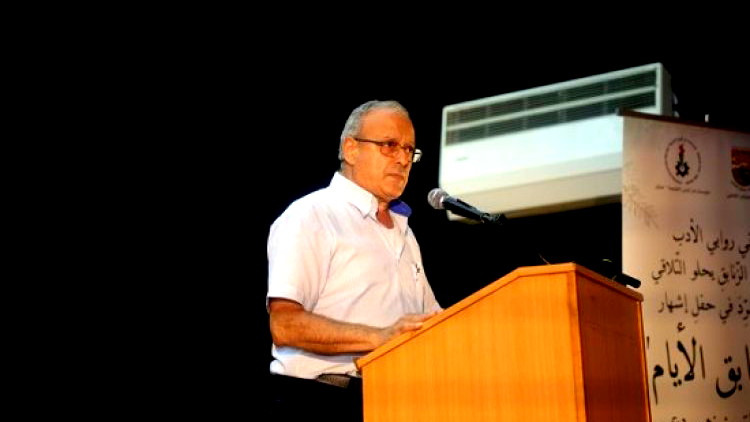 كتاب زنابق الأيام للكاتب زهير دعيم سلاسة في اللغة والتعبير وغوْص في التأمُّل والتفكير 