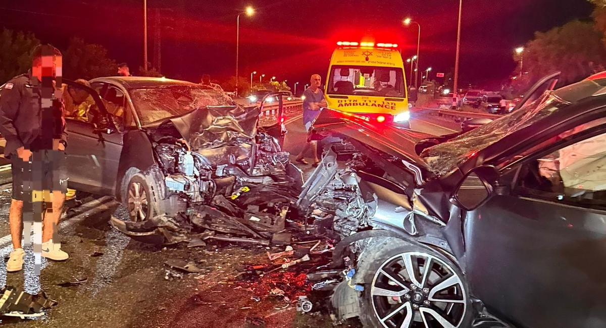 إصابة 4 أشخاص بجروح خطيرة ومتوسطة في حادث طرق قرب معليا 