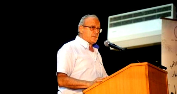 كتاب “زنابق الأيام”* للكاتب زهير دعيم، سلاسة في اللغة والتعبير وغوْص في التأمُّل والتفكير . 