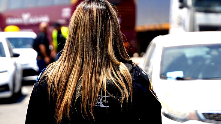 إدانة قائد سابق للشرطة بتصوير عشرات النساء العاريات في دورات مياه التابعة لوحدته