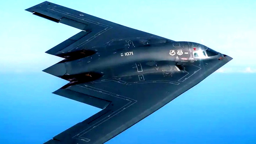 اقتراح قانون أمريكي يسمح لترامب بتزويد إسرائيل بطائرات B-2 لمواجهة إيران