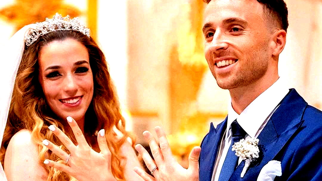 بعد أيام من زفافه.. مأساة وفاة نجم ليفربول تهز عالم الكرة