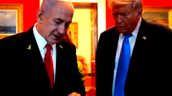 وسائل إعلامية| دونالد ترامب يكشف: بنيامين نتنياهو طلب رفع العقوبات عن سورية... هل هناك فرصة قريبة للتطبيع؟